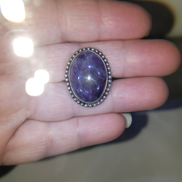 Ring - Picture 4 of 5